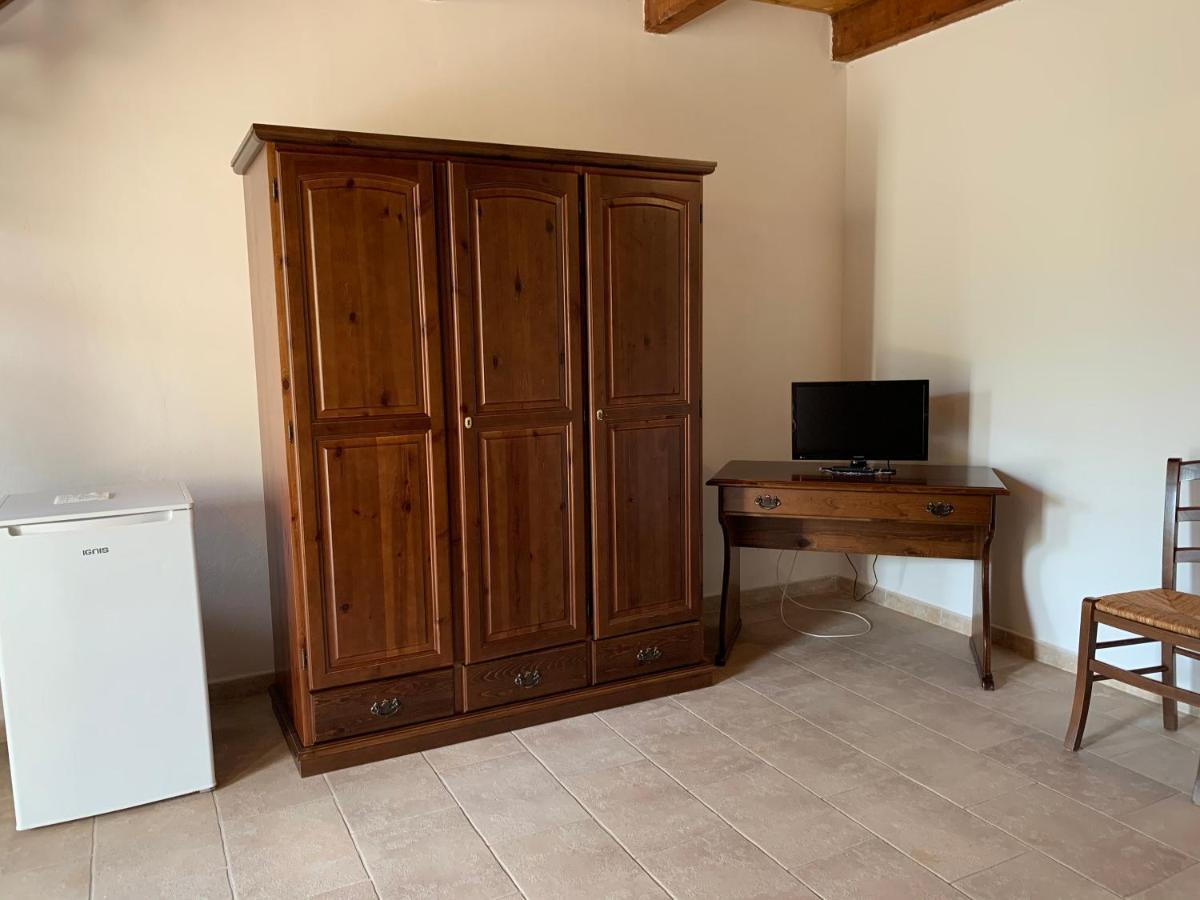 Agriturismo Terra Noas Villaurbana Kültér fotó