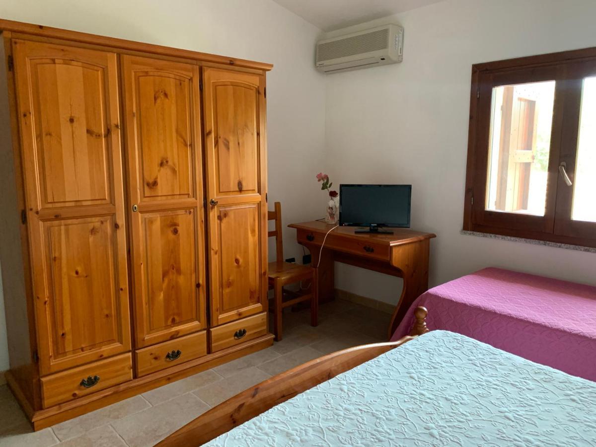 Agriturismo Terra Noas Villaurbana Kültér fotó