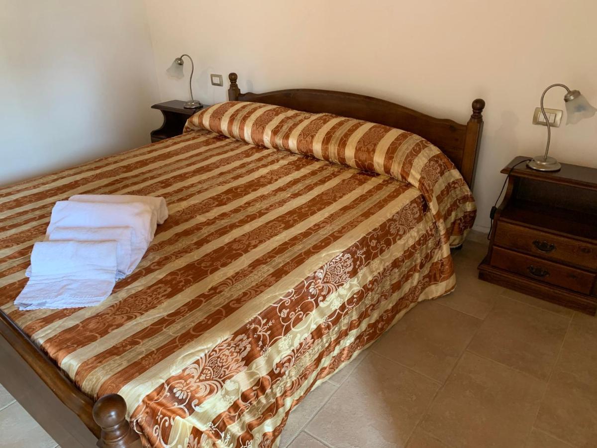 Agriturismo Terra Noas Villaurbana Kültér fotó